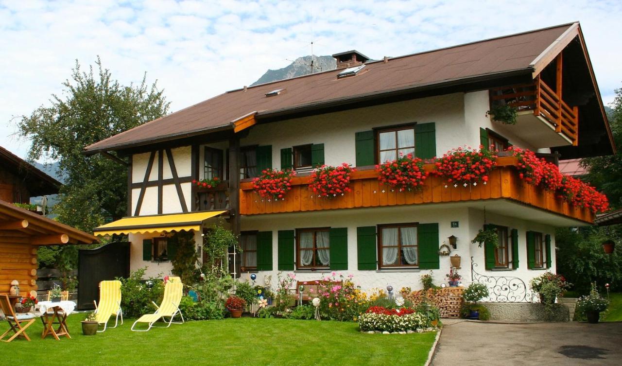 Gaestehaus Michelar'S Hues Оберстдорф Екстериор снимка